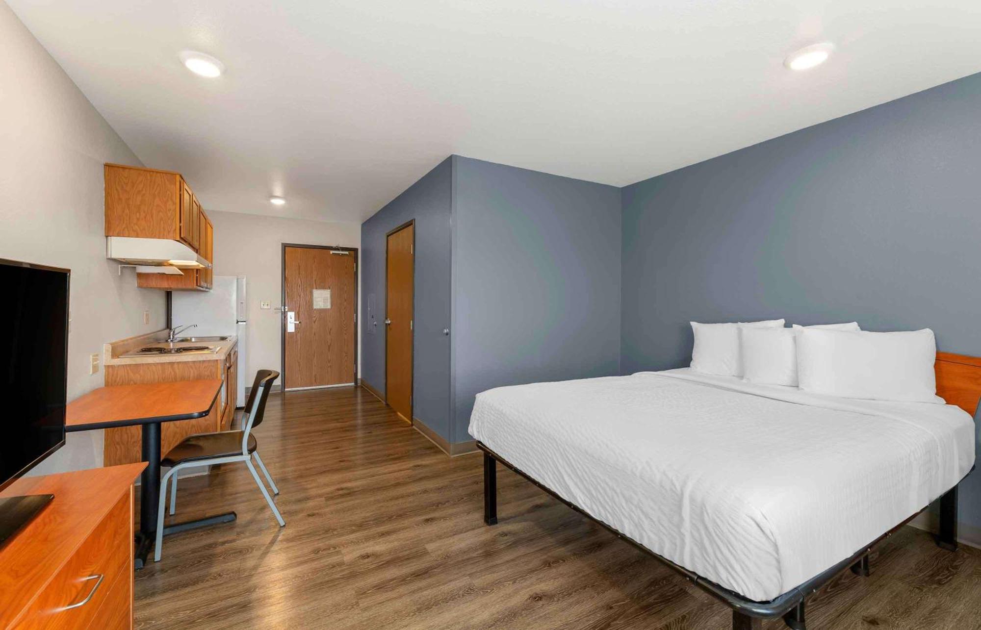 Extended Stay America Select Suites - Cleveland - Avon Buitenkant foto