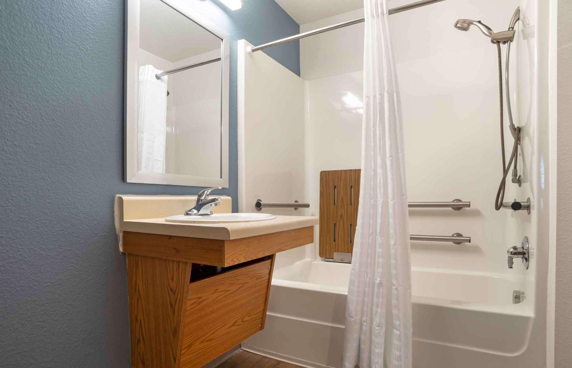 Extended Stay America Select Suites - Cleveland - Avon Buitenkant foto