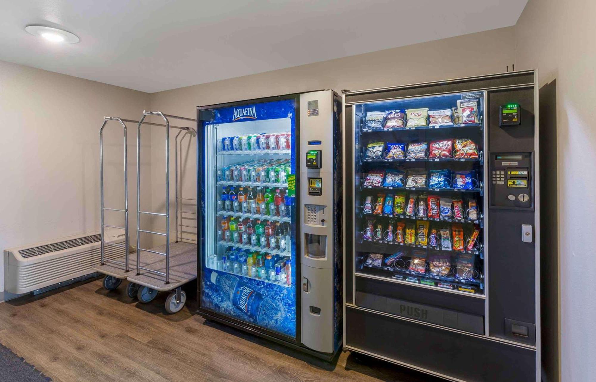 Extended Stay America Select Suites - Cleveland - Avon Buitenkant foto